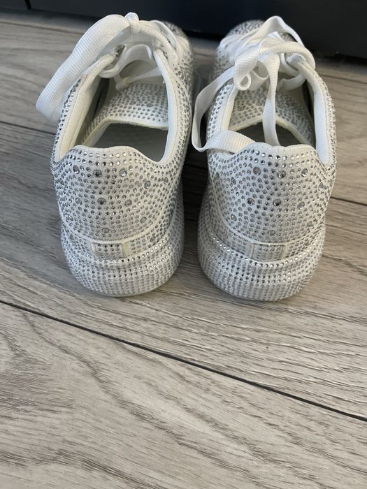 Дамски блестящи кецове