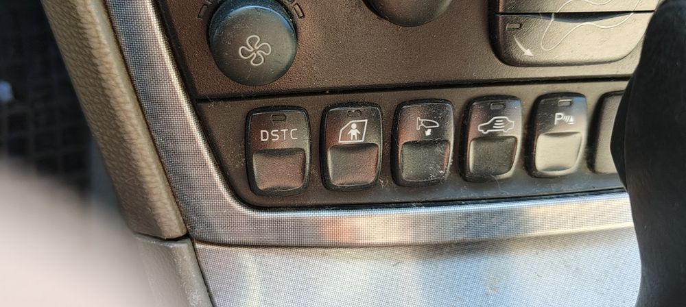 PIESE autoturism Volvo V70 D5 2.4 AWD 163 cp 2005