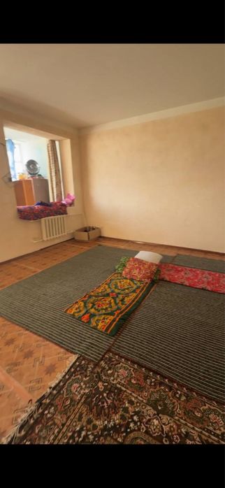 Продаеться квартира городе Бухара