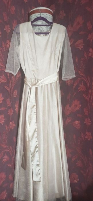 Продам  или обменяю платья