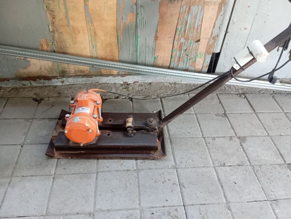Продаю трамбовку .в рабочем  состоянии