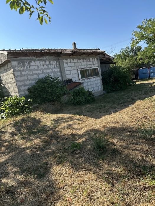 Casă de vânzare