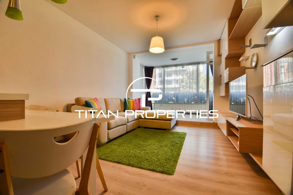 Дава се под наем Двустаен апартамент в София, Витоша - 60 кв.м за 612 € - Снимка #1