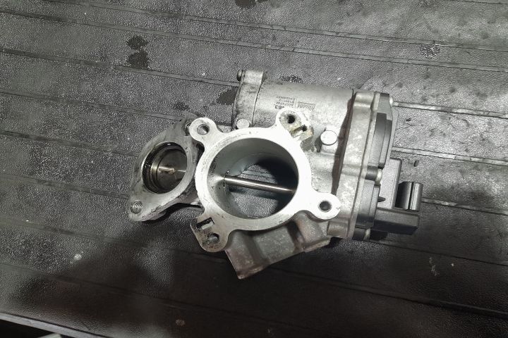 EGR electric 98463 98463 Renault Master a 3-a generatie