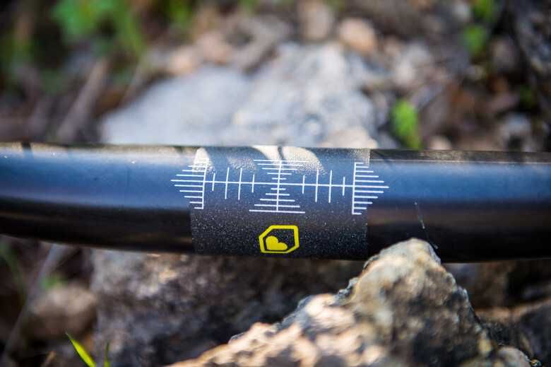 Кормило Burgtec Ride Wide Enduro 35х800mm 22.5mm rise