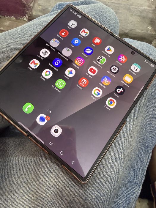 Продам z fold 7 512gb