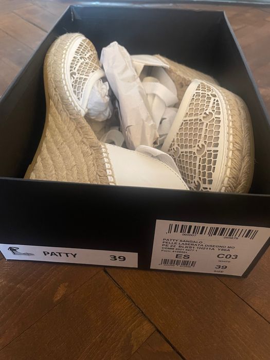 Сандали на платформа Pinko с връзки