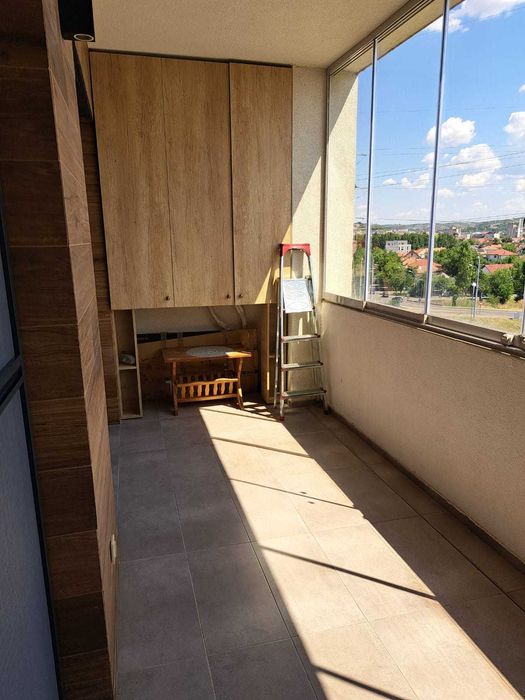 Apartament de vânzare cu 3 camere - complex West Residence
