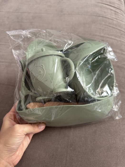 Детская посуда в 4 цветах