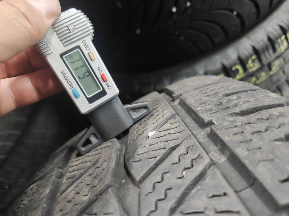 4бр.зимни гуми 235/65/16C Hankook