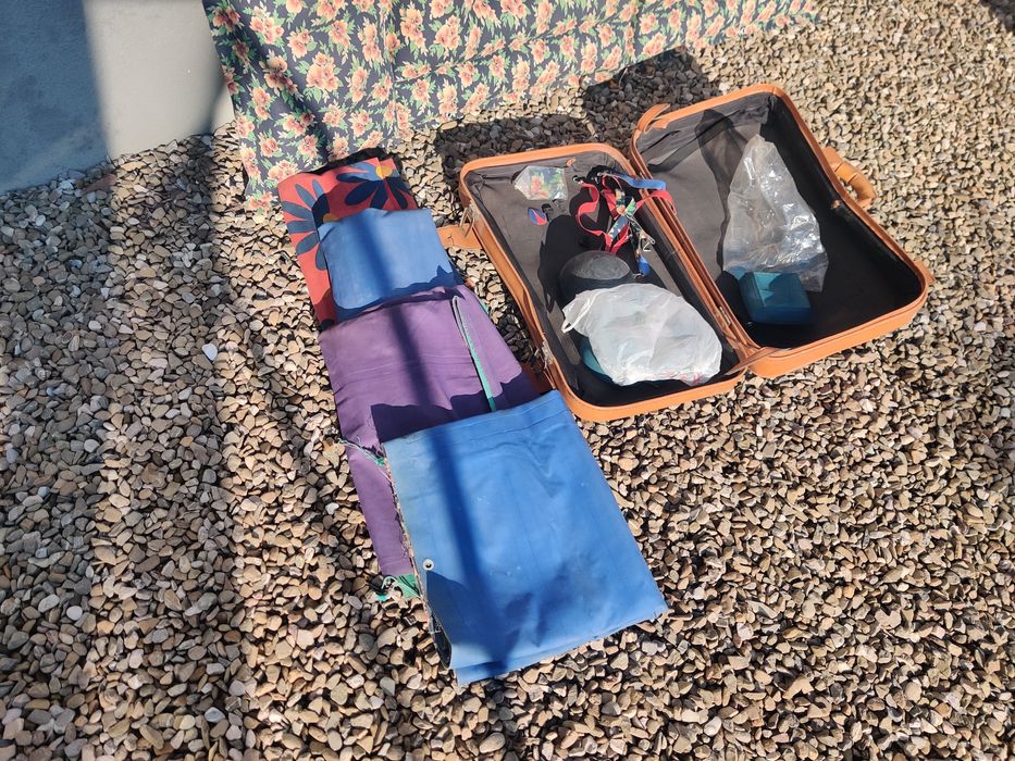 Echipament camping – corturi și saltele gonflabile