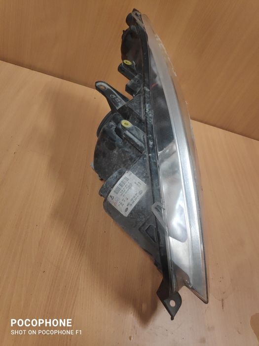 Ляв фар Xenon Ford S max / Форд Ес Макс 2006/10г.