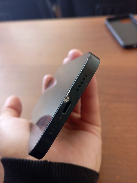 Обменяю iphone 13