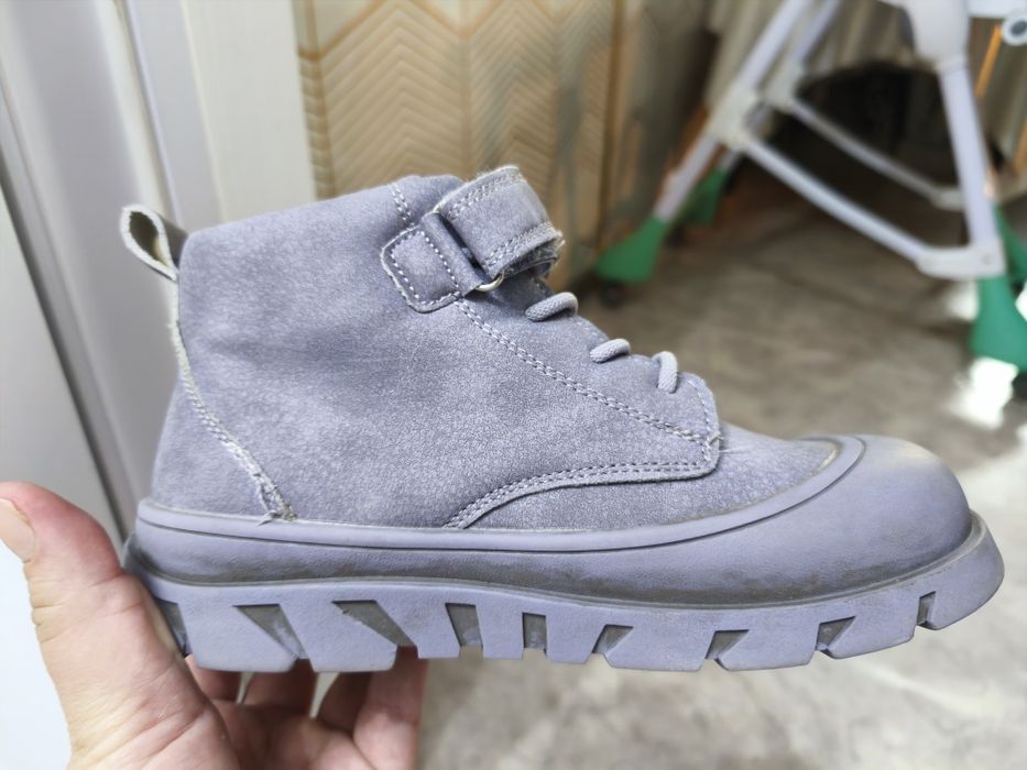 Продам зимние ботинки 31 размер.