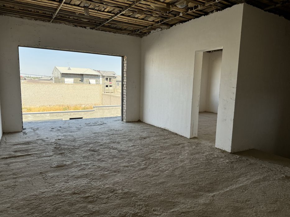 Uy sotiladi karopka hi tech