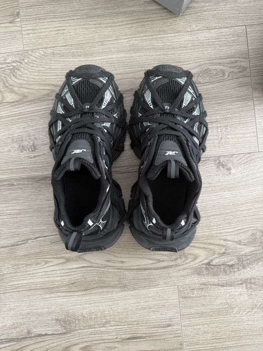 Balenciaga 3xl megalace