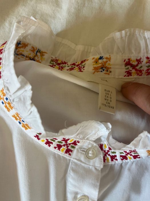 Риза 100% памук ръчно бродирани шевици , размер М H&M
