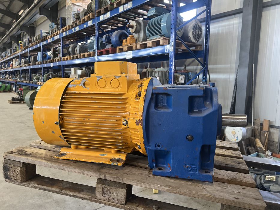 Мотор-редуктор 30 кВ 203 оборота