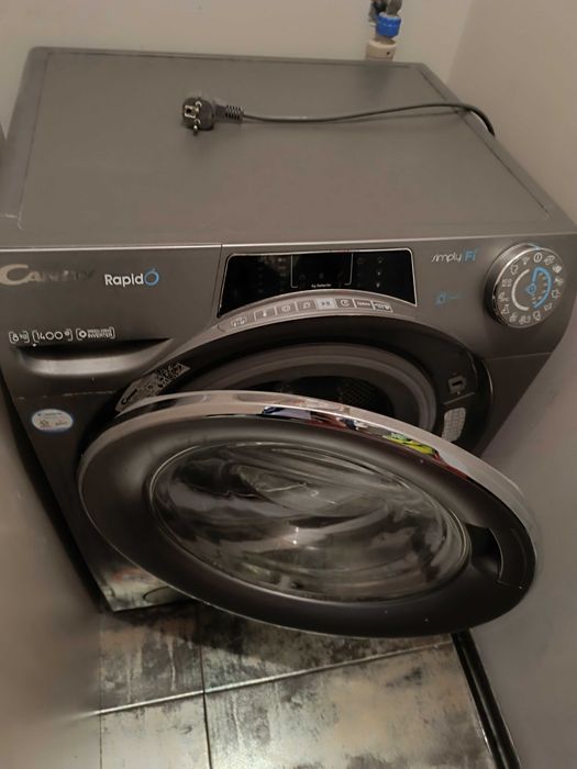 Пералня Candy 8 kg 1400 оборота, инверторен мотор, тече вода