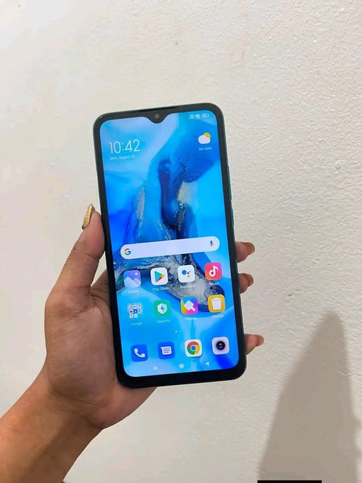 Vand Schimb Xiaomi Redmi 9  Impecabil ca NOU
