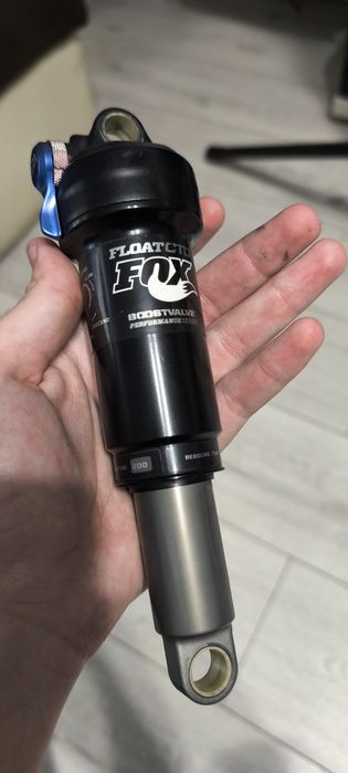 Vând shock fox float ctd
