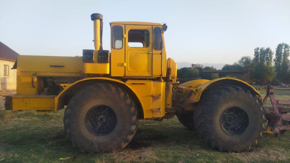 К 700 сатылады. Продам К-700