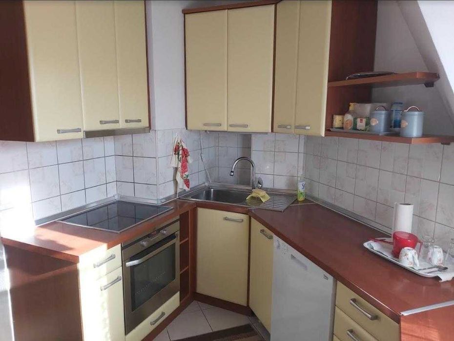 Дава се под наем Тристаен апартамент в София, Дружба 2 - 100 кв.м за 663 € - Снимка #1