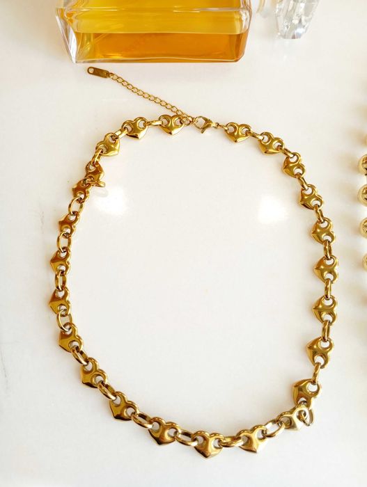 Красиви колиета неръждаема стомана