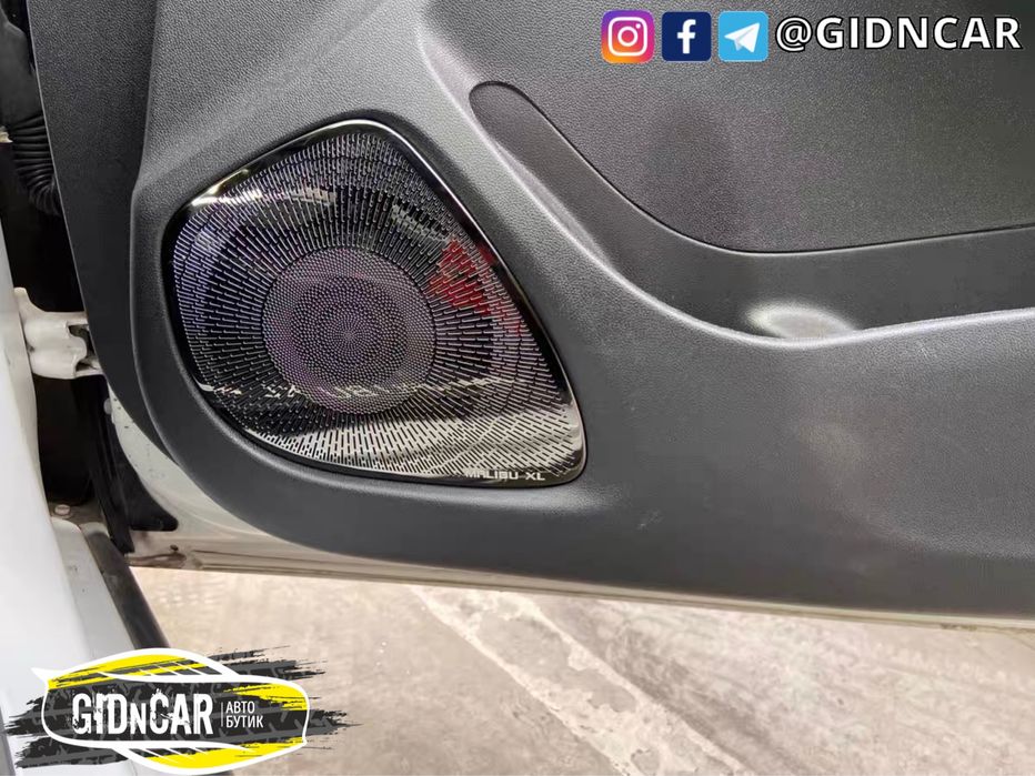 Накладки на колонки Малибу 2