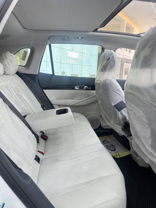 Gai Aion 60 or Geely EX5 EV