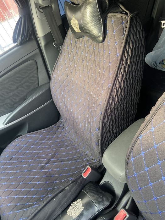 Продам авто чехол отл сост