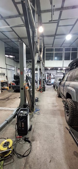 Сдам СТО вдоль улицы.