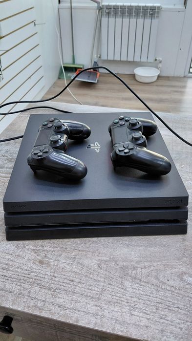 Sony Playstation 4 Pro 1Tb