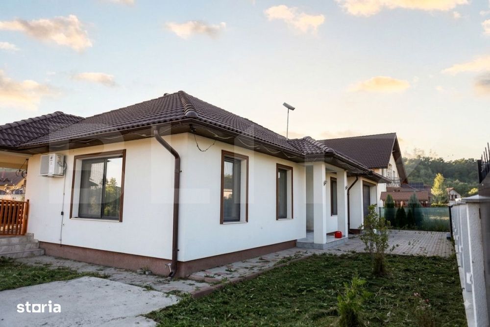 Casa noua cu 4 camere, 2 bai, terasa si 6 ari de teren – UNIREA