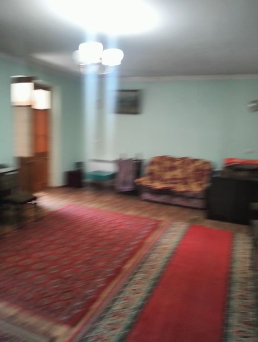 Продается квартира на массиве Карасарай