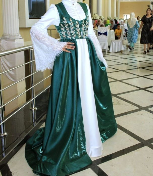 Kelin ansambil juda chiroyli 2 marta kiyilgan holati juda zor