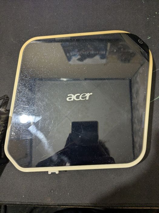 Мини пк Acer revo R3610