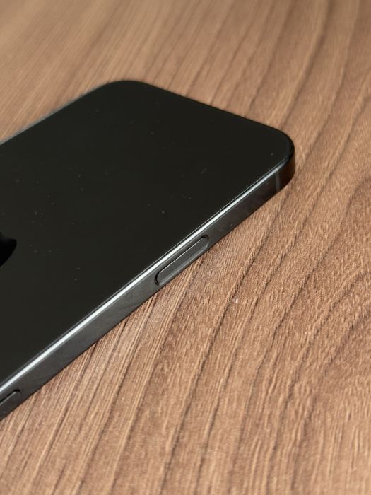 Iphone 16 pro max 256gb черный, 95%
