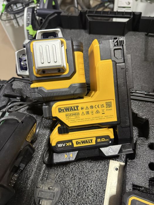 Laser dewalt 360