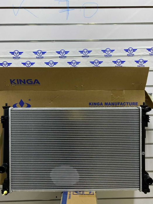 Радиатор охлаждение на Subaru Forester