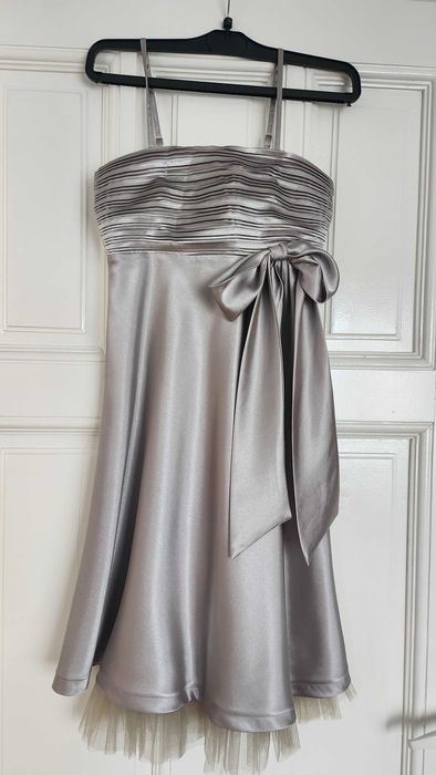 Ефектни рокли - различни