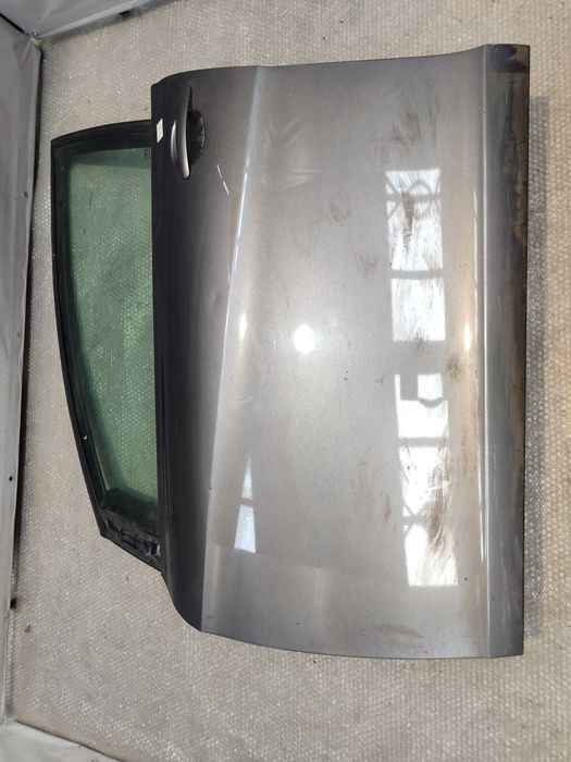 Ușă Față Stânga Seat Altea Minivan Gri Cod Culoare T4 / S7K 2014 / [2004-2015] / 5P0831055A (2E)