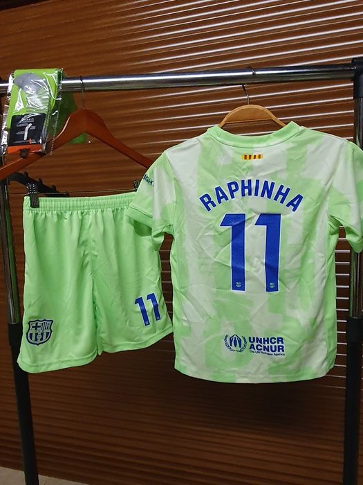 Vând echipament fotbal copii