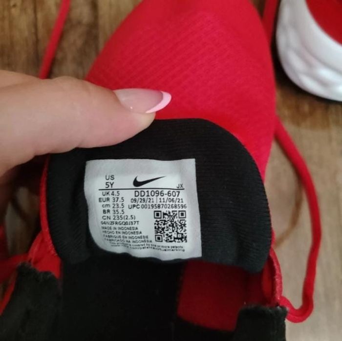 Adidași Nike sport damă/copiii mărime 37,5