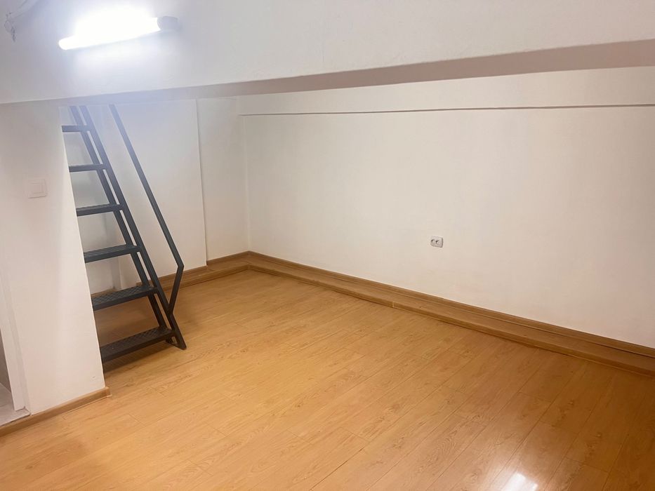 Отдавам под наем