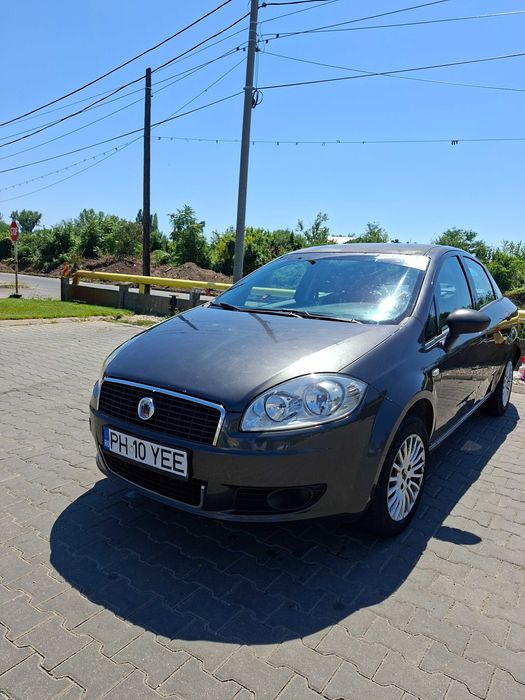 Masina auto Fiat Linea