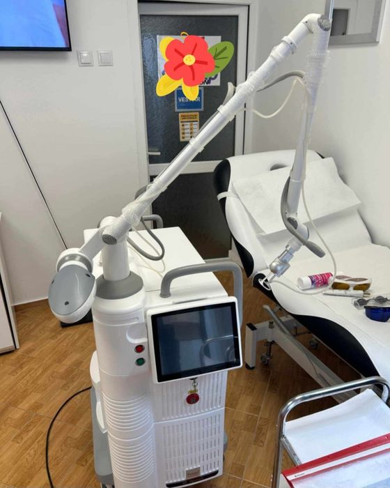 Vand  sau inchiriez Aparat Laser Fractional CO 2 profesional