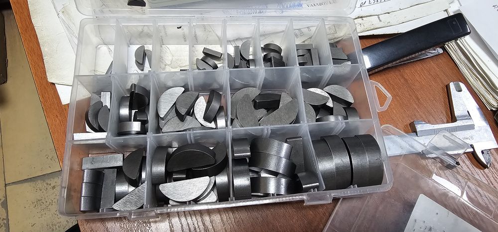 Шпонки квадратные и полукруглые