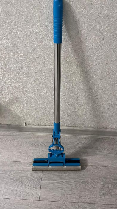 Щетка для мытья стекол