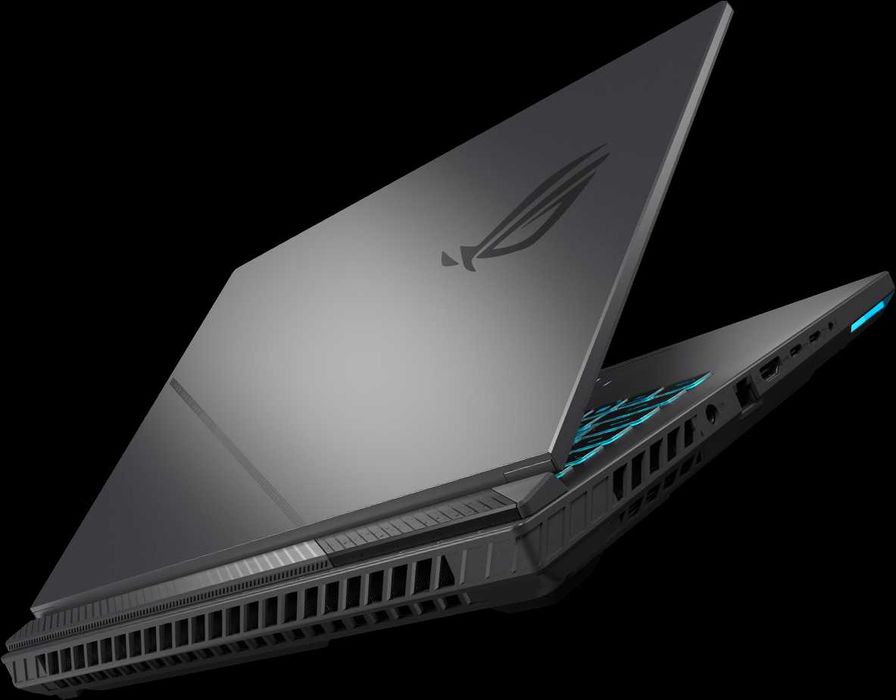Asus ROG Strix G16  16" 240Hz Intel Core i7-13650HX 32GB 1TB RTX4070 8